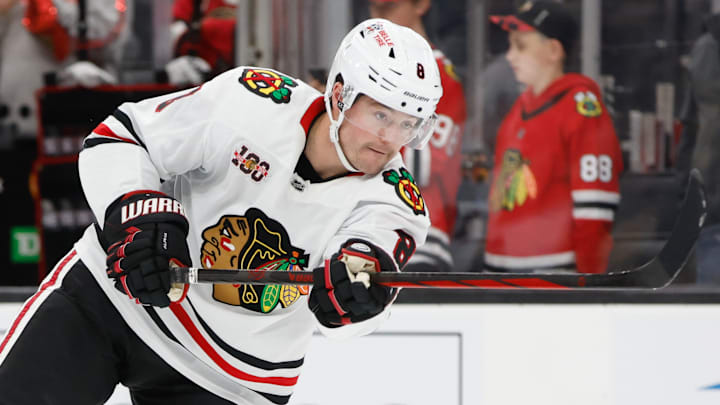 Chicago Blackhawks v Boston Bruins