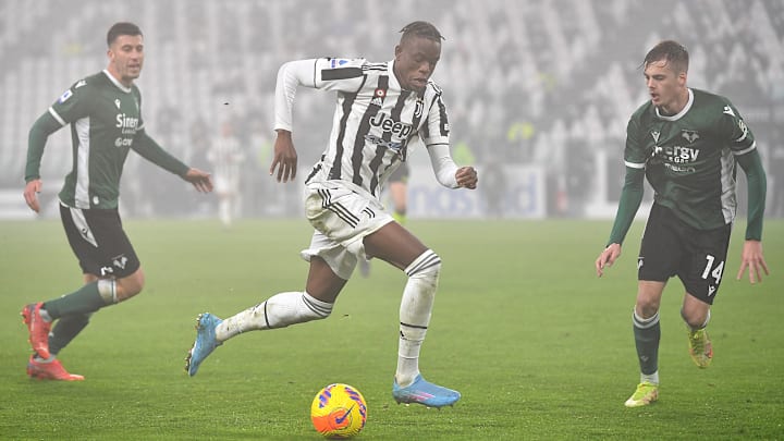 Denis Zakaria schoss bei seinem Debüt für Juventus Turin prompt ein Tor.