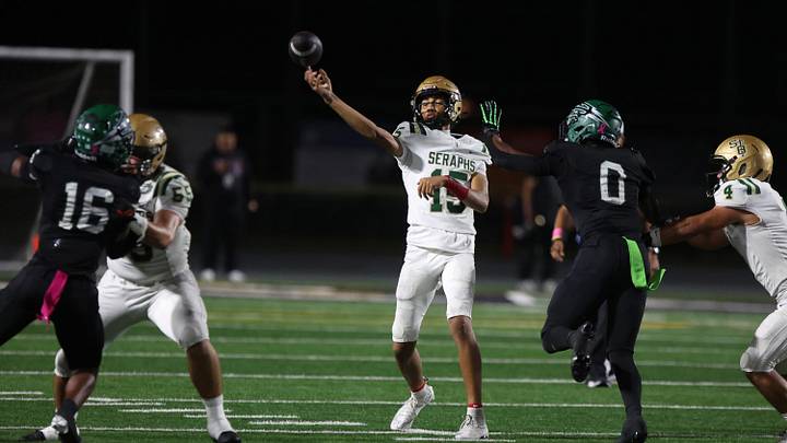 Jaxson Carper, a 2028 three-star quarterback from California, wants to visit Syracuse football this fall. He is high on SU.