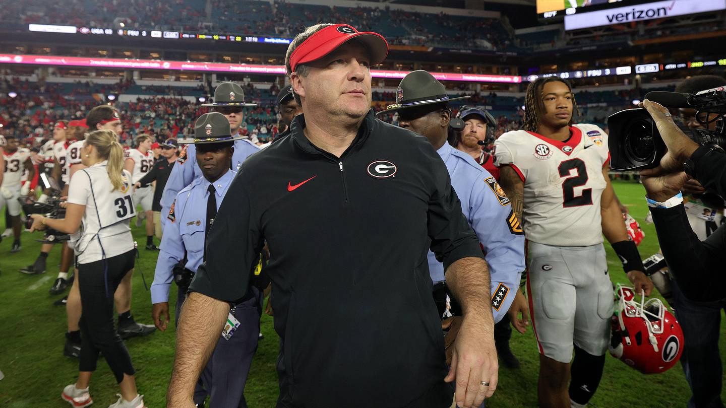 Georgia Bulldogs News: No. 1 QB woes, Kirby Smart copycat, recruiting drama