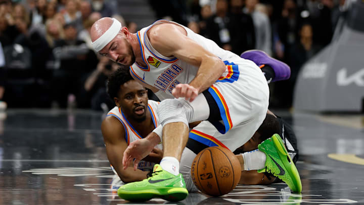 Oklahoma City Thunder v San Antonio Spurs - Emirates NBA Cup