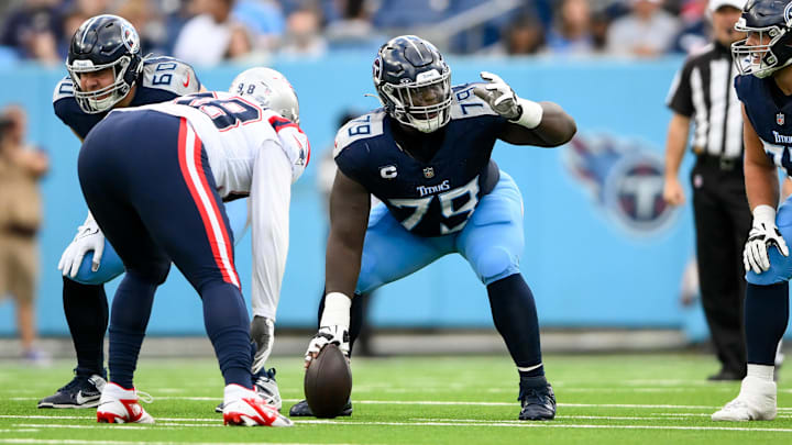 Nov 3, 2024; Nashville, Tennessee, USA;  TTennessee Titans center Lloyd Cushenberry III (79) calls out the audible against the New England Patriots during the first half at Nissan Stadium. Mandatory Credit: Steve Roberts-Imagn Images