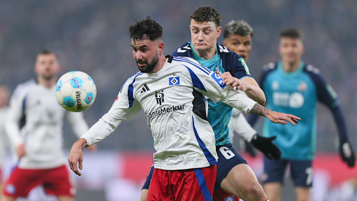 Der 1. FC Köln und der HSV gehören zu den großen Aufstiegsfavoriten Der 1. FC Köln und der HSV gehören zu den großen Aufstiegsfavoriten