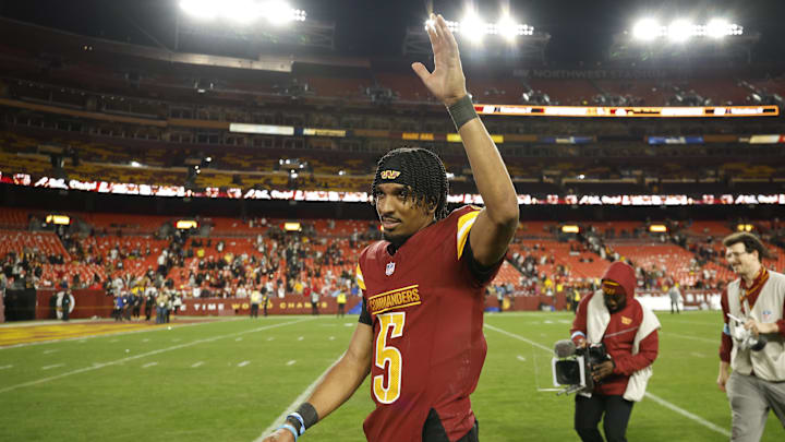 Washington is favored on the road with a chance to clinch the No. 6 seed in the NFC.