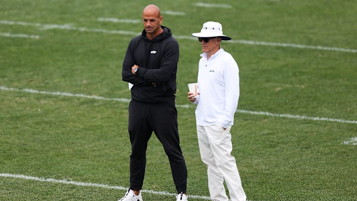 Robert Saleh, Woody Johnson
