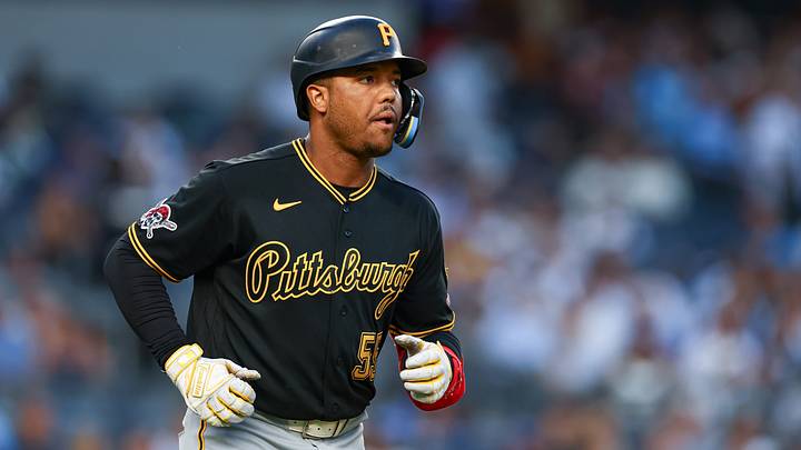 Jul 20, 2026; Bronx, New York, USA; Pittsburgh Pirates right fielder Esmerlyn Valdez (55) hits a two run home run during the third inning against the New York Yankees at Yankee Stadium. Mandatory Credit: Vincent Carchietta-Imagn Images Jul 20, 2026; Bronx, New York, USA; Pittsburgh Pirates right fielder Esmerlyn Valdez (55) hits a two run home run during the third inning against the New York Yankees at Yankee Stadium. Mandatory Credit: Vincent Carchietta-Imagn Images