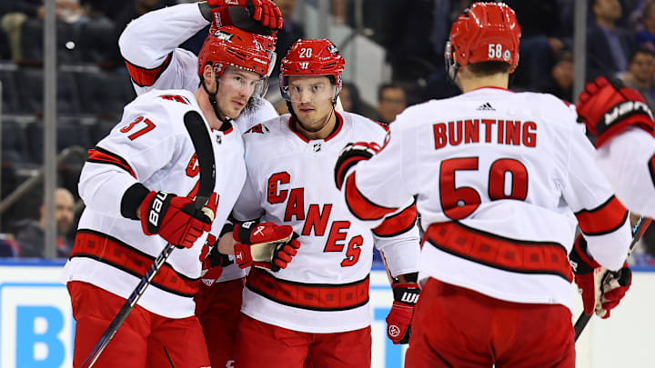 Carolina Hurricanes v New York Rangers
