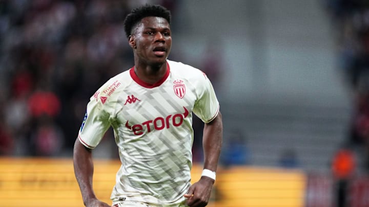 Aurelien Tchouamen es la bomba que se espera en este mercado para el Real Madrid Aurelien Tchouamen es la bomba que se espera en este mercado para el Real Madrid