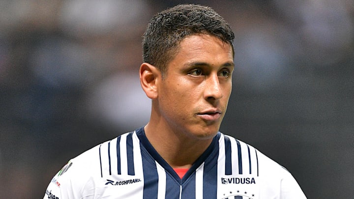 Luis Romo se une a las bajas de Germán Berterame y Rodrigo Aguirre con Rayados, al menos para el duelo ante LAFC.