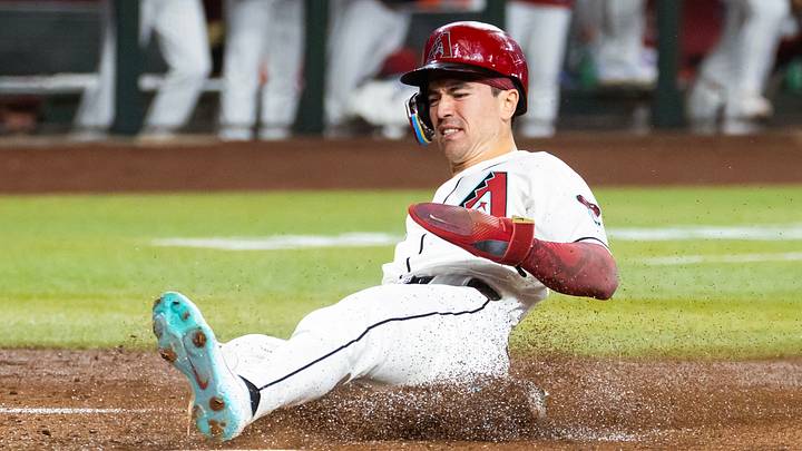 The Diamondbacks are home favorites against the Reds on Friday night.