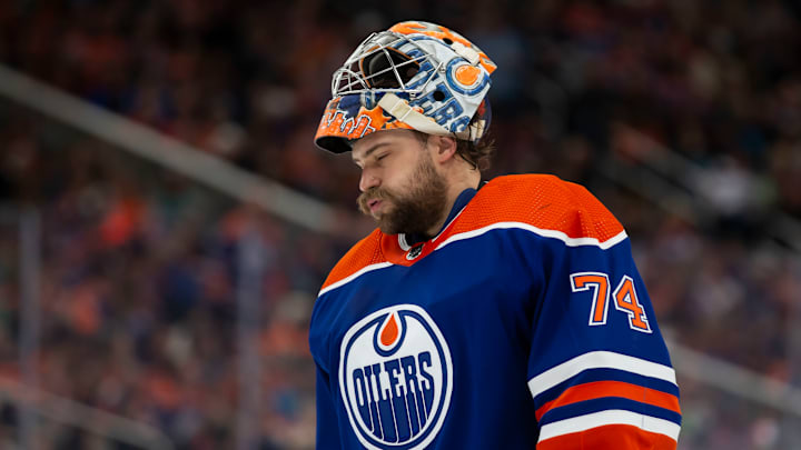 Ottawa Senators v Edmonton Oilers
