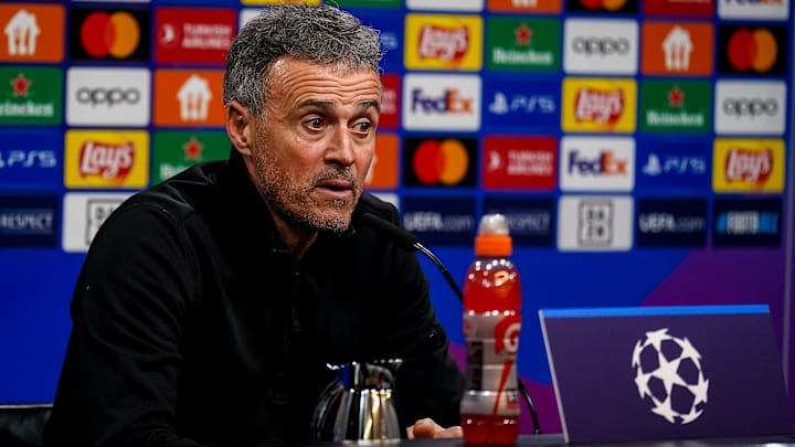 Un défenseur du PSG serait dans le viseur de l'AC Milan. 