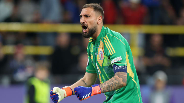 Gianlugi Donnarumma a sauvé les siens d'entrée de jeu