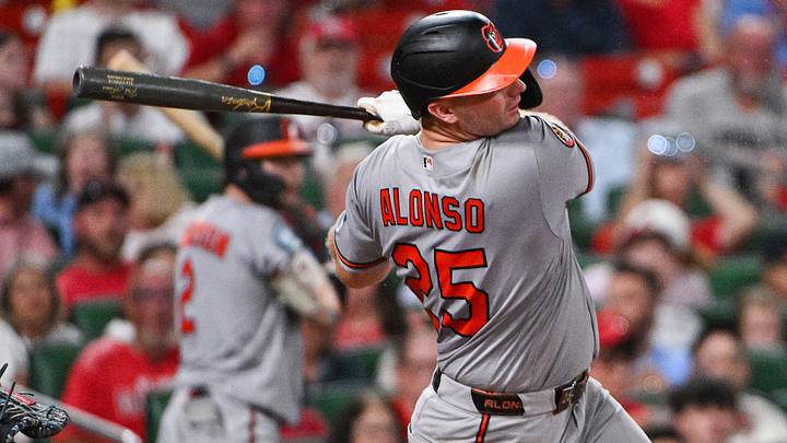 Aug 25, 2026; St. Louis, Missouri, USA; Baltimore Orioles first baseman Pete Alonso (25) hits a single against the St. Louis Cardinals during the fifth inning at Busch Stadium. Mandatory Credit: Jeff Curry-Imagn Images Aug 25, 2026; St. Louis, Missouri, USA; Baltimore Orioles first baseman Pete Alonso (25) hits a single against the St. Louis Cardinals during the fifth inning at Busch Stadium. Mandatory Credit: Jeff Curry-Imagn Images