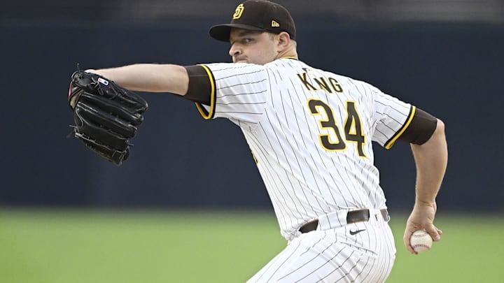 Sep 27, 2025; San Diego, California, USA; San Diego Padres starting pitcher Michael King (34) delivers during the first inning against the Arizona Diamondbacks at Petco Park. Mandatory Credit: Denis Poroy-Imagn Images Sep 27, 2025; San Diego, California, USA; San Diego Padres starting pitcher Michael King (34) delivers during the first inning against the Arizona Diamondbacks at Petco Park. Mandatory Credit: Denis Poroy-Imagn Images