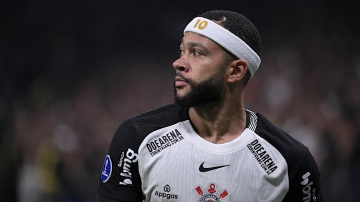 Memphis defende o Corinthians desde o segundo semestre do ano passado