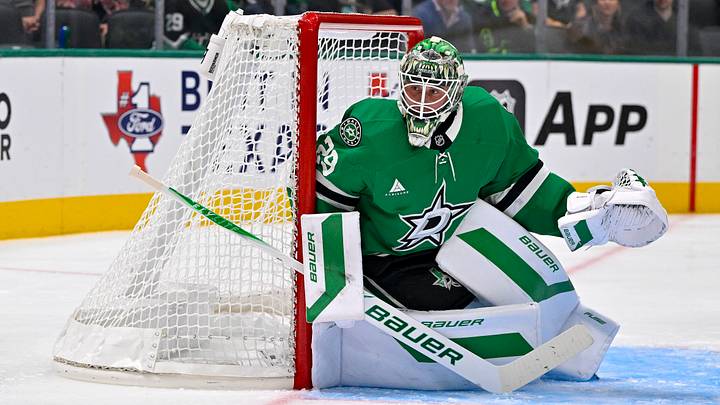 Jake Oettinger and the Stars are home favorites against the Devils.