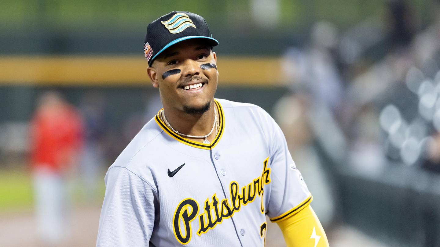 What Pirates fans should expect from Esmerlyn Valdez after surprise promotion