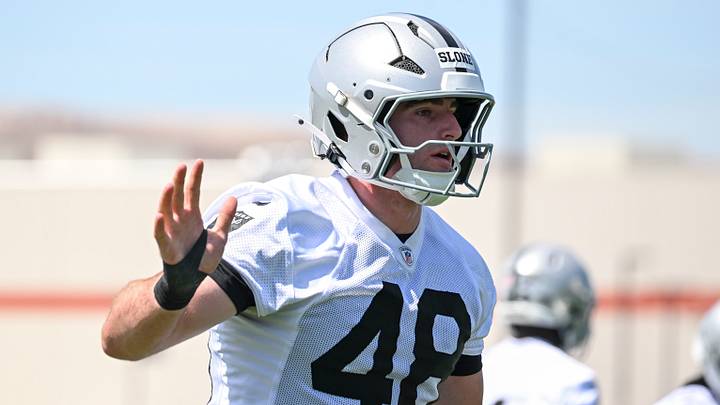 Las Vegas Raiders DE Cian Slone
