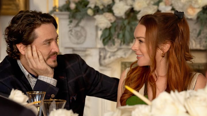 Irish Wish, (L to R) Alexander Vlahos as Paul Kennedy and Lindsay Lohan as Maddie Kelly. Cr. Patrick Redmond / Netflix © 2024
