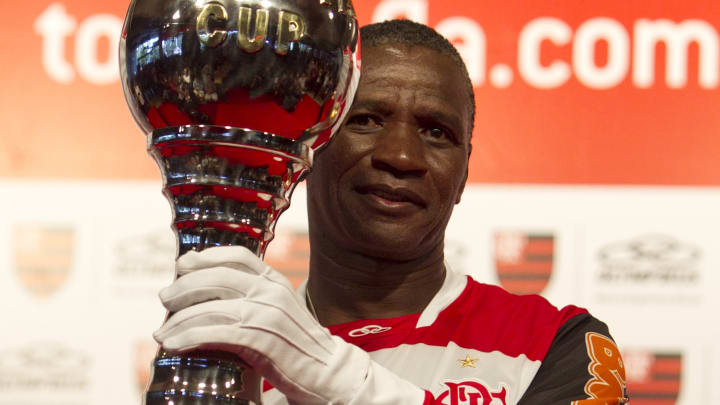 Adílio disputou mais de 600 jogos pelo Flamengo.