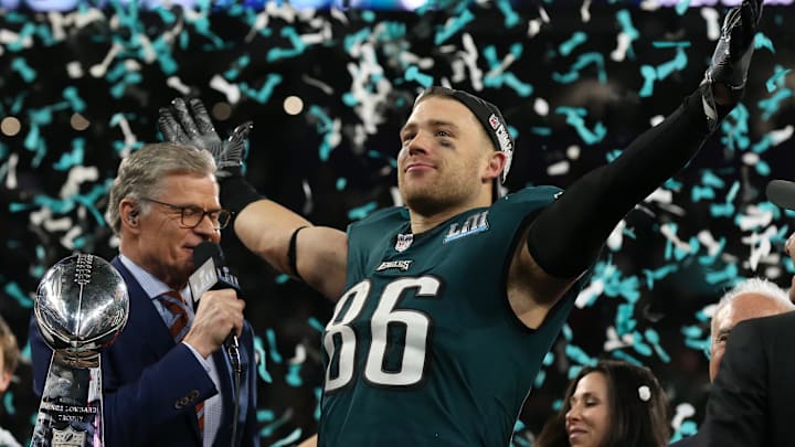 Feb 4, 2018; Minneapolis, MN, USA; Philadelphia Eagles tight end Zach Ertz (86) celebrates on the podium after a victory against the New England Patriots in Super Bowl LII at U.S. Bank Stadium. Mandatory Credit: Matthew Emmons-Imagn Images Feb 4, 2018; Minneapolis, MN, USA; Philadelphia Eagles tight end Zach Ertz (86) celebrates on the podium after a victory against the New England Patriots in Super Bowl LII at U.S. Bank Stadium. Mandatory Credit: Matthew Emmons-Imagn Images