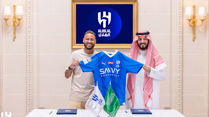 Neymar foi um dos estrangeiros a ir para Campeonato Saudita na temporada 2023/24, com o Al-Hilal investindo 90 milhões de euros pelo brasileiro Neymar foi um dos estrangeiros a ir para Campeonato Saudita na temporada 2023/24, com o Al-Hilal investindo 90 milhões de euros pelo brasileiro