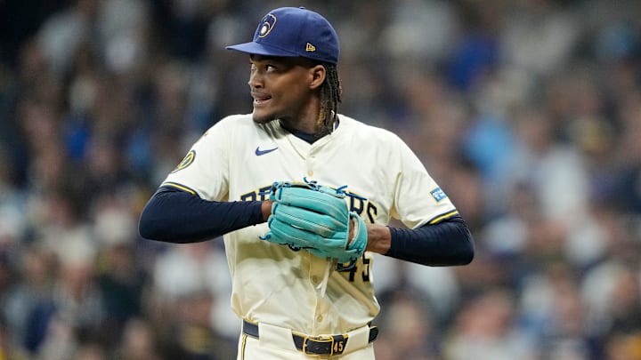 National League Championship Series - Los Angeles Dodgers v Milwaukee Brewers - Game One