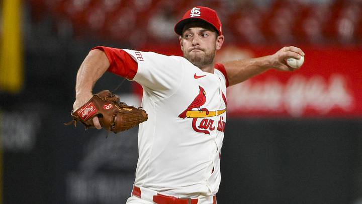 Jul 28, 2025; St. Louis, Missouri, USA; St. Louis Cardinals relief pitcher Steven Matz (32) pitches against the Miami Marlins during the eighth inning at Busch Stadium. Mandatory Credit: Jeff Curry-Imagn Images Jul 28, 2025; St. Louis, Missouri, USA; St. Louis Cardinals relief pitcher Steven Matz (32) pitches against the Miami Marlins during the eighth inning at Busch Stadium. Mandatory Credit: Jeff Curry-Imagn Images