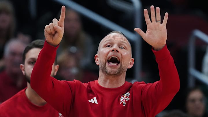 Louisville head coach Pat Kelsey instructed his team against Duke during their game at the KFC Yum! Center in Louisville, Ky. on Dec. 8, 2024. Louisville head coach Pat Kelsey instructed his team against Duke during their game at the KFC Yum! Center in Louisville, Ky. on Dec. 8, 2024.
