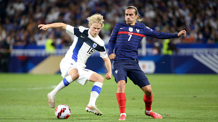 Finlândia e França medem forças pela última rodada das Eliminatórias Europeias para a Copa do Mundo. Finlândia e França medem forças pela última rodada das Eliminatórias Europeias para a Copa do Mundo.