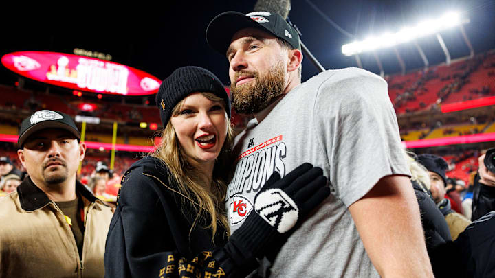 Travis Kelce, Taylor Swift