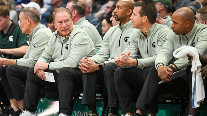 Oct 28, 2025; Hartford, CT, USA; Michigan State Spartans head coach Tom Izzo looks on during the first half against the Connecticut Huskies at PeoplesBank Arena. Mandatory Credit: Mark Smith-Imagn Images Oct 28, 2025; Hartford, CT, USA; Michigan State Spartans head coach Tom Izzo looks on during the first half against the Connecticut Huskies at PeoplesBank Arena. Mandatory Credit: Mark Smith-Imagn Images