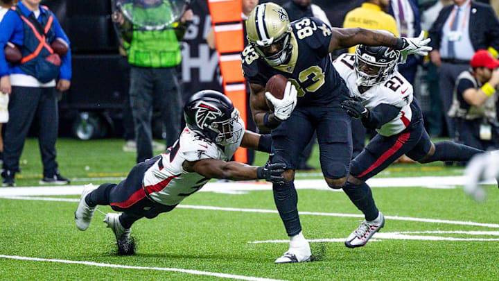 Dec 18, 2022; New Orleans, Louisiana, USA;  New Orleans Saints tight end Juwan Johnson (83) pushes