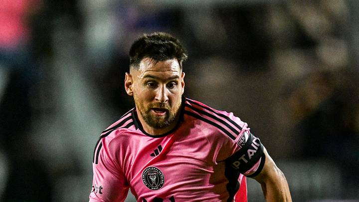 El argentino Lionel Messi durante el duelo amistoso del Inter Miami vs Newell's Old Boys de Argentina.
