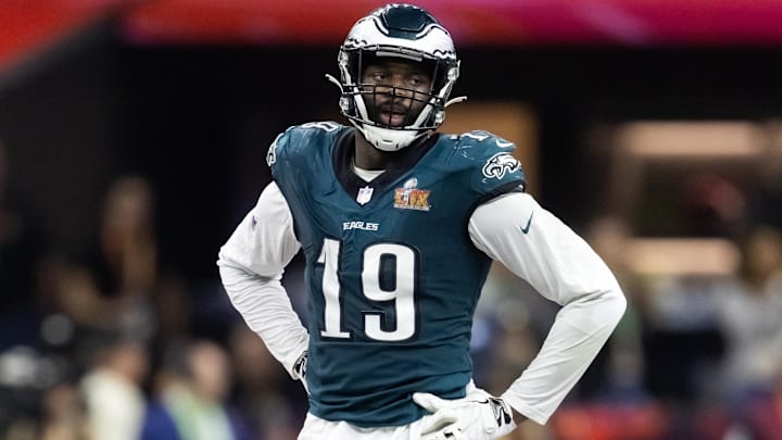 Feb 9, 2025; New Orleans, LA, USA; Philadelphia Eagles linebacker Josh Sweat (19) against the Kansas City Chiefs during Super Bowl LIX at Ceasars Superdome. Mandatory Credit: Mark J. Rebilas-Imagn Images Feb 9, 2025; New Orleans, LA, USA; Philadelphia Eagles linebacker Josh Sweat (19) against the Kansas City Chiefs during Super Bowl LIX at Ceasars Superdome. Mandatory Credit: Mark J. Rebilas-Imagn Images