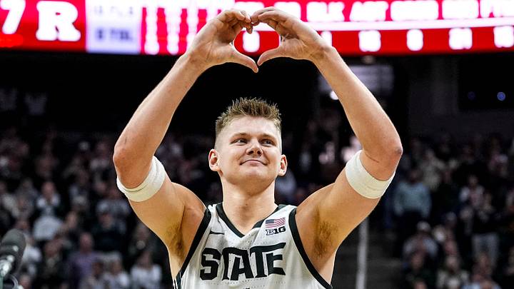 Michigan State forward Jaxon Kohler (0) waves at fans during senior day celebration after the game between Michigan State and Rutgers at Breslin Center in East Lansing on Thursday, March 5, 2026. Michigan State forward Jaxon Kohler (0) waves at fans during senior day celebration after the game between Michigan State and Rutgers at Breslin Center in East Lansing on Thursday, March 5, 2026.