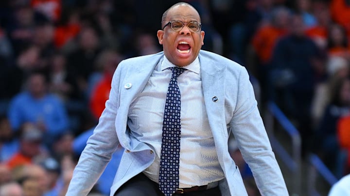 North Carolina Tar Heels head coach Hubert Davis