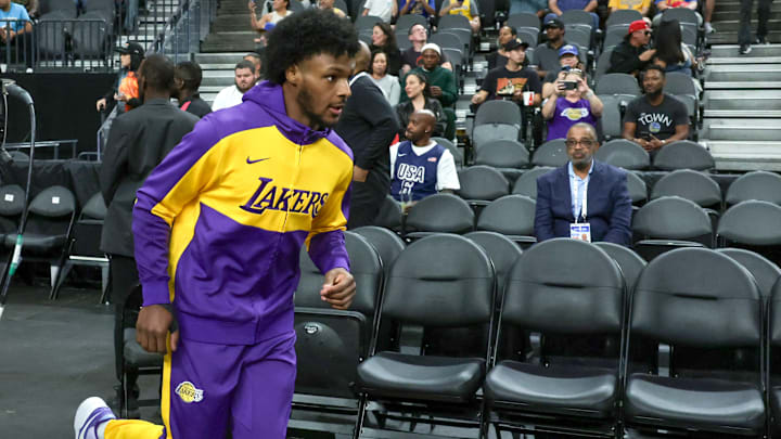 Los primeros encuentros de Bronny James con Los Angeles Lakers no son nada alentadores