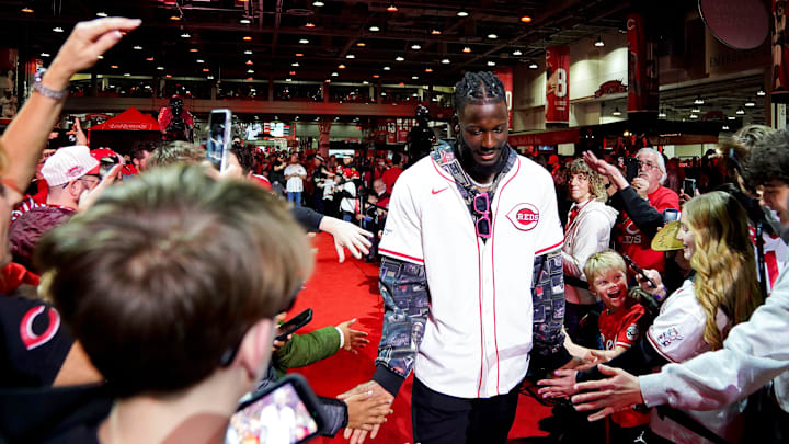 Cincinnati Reds Elly De La Cruz walks the red carpet
during Reds Fest 2026 at the Duke Energy Convention Center, Friday, Jan. 16, 2026, in downtown Cincinnati. Cincinnati Reds Elly De La Cruz walks the red carpet
during Reds Fest 2026 at the Duke Energy Convention Center, Friday, Jan. 16, 2026, in downtown Cincinnati.