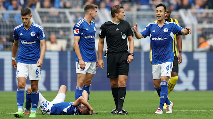 Borussia Dortmund v FC Schalke 04