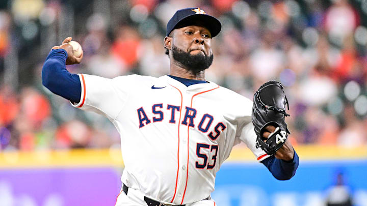 Javier firmó por cuatro años con los Astros