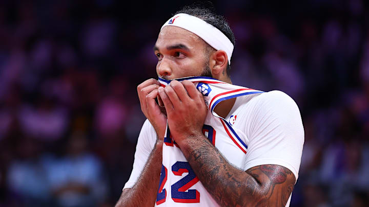 Philadelphia 76ers v New York Knicks