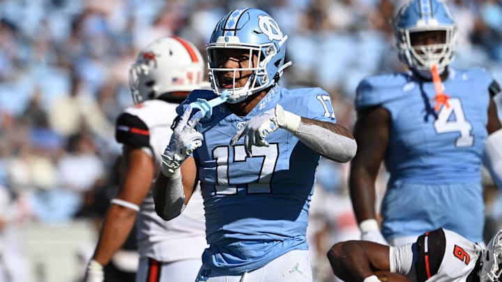 Nov 4, 2023; Chapel Hill, North Carolina, USA; North Carolina Tar Heels linebacker Amare Campbell (17) reacts in the third quarter at Kenan Memorial Stadium. Mandatory Credit: Bob Donnan-Imagn Images