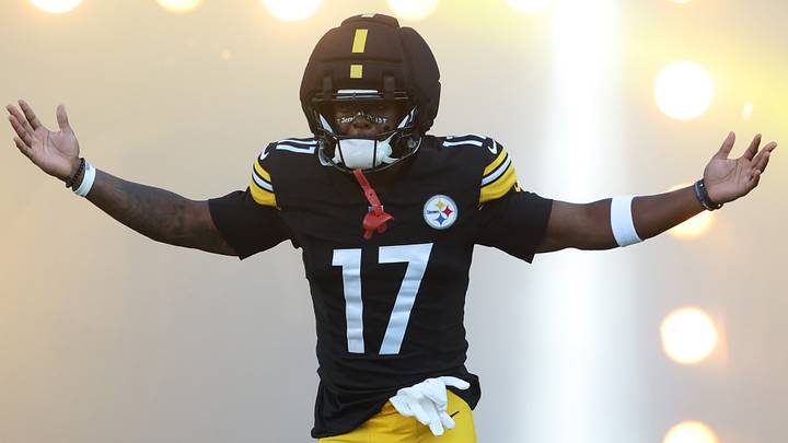 Aug 21, 2026; Pittsburgh, Pennsylvania, USA; Pittsburgh Steelers wide receiver Germie Bernard (17) takes the field to play the New York Jets at Acrisure Stadium. Mandatory Credit: Charles LeClaire-Imagn Images Aug 21, 2026; Pittsburgh, Pennsylvania, USA; Pittsburgh Steelers wide receiver Germie Bernard (17) takes the field to play the New York Jets at Acrisure Stadium. Mandatory Credit: Charles LeClaire-Imagn Images