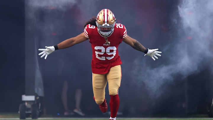 San Francisco 49ers safety Talanoa Hufanga (29)