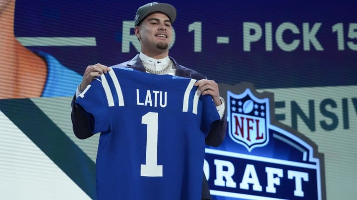 Apr 25, 2024; Detroit, MI, USA; UCLA Bruins defensive lineman Laiatu Latu poses after being selected by the Indianapolis Colts as the No. 15 pick in the first round of the 2024 NFL Draft at Campus Martius Park and Hart Plaza. Mandatory Credit: Kirby Lee-USA TODAY Sports