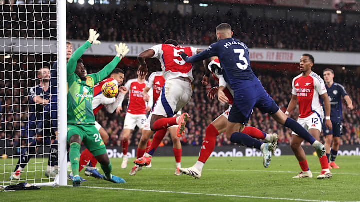 Arsenal scored twice from corner against Man Utd