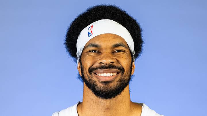 Sep 28, 2026; Cleveland, OH, USA; Cleveland Cavaliers center Jarrett Allen (31) poses for a photo during media day at Rocket Arena. Mandatory Credit: Ken Blaze-Imagn Images Sep 28, 2026; Cleveland, OH, USA; Cleveland Cavaliers center Jarrett Allen (31) poses for a photo during media day at Rocket Arena. Mandatory Credit: Ken Blaze-Imagn Images