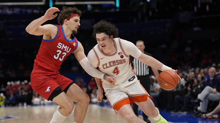 Clemson forward Ian Schieffelin (4) will play for the Miami Heat in the Summer League in July.